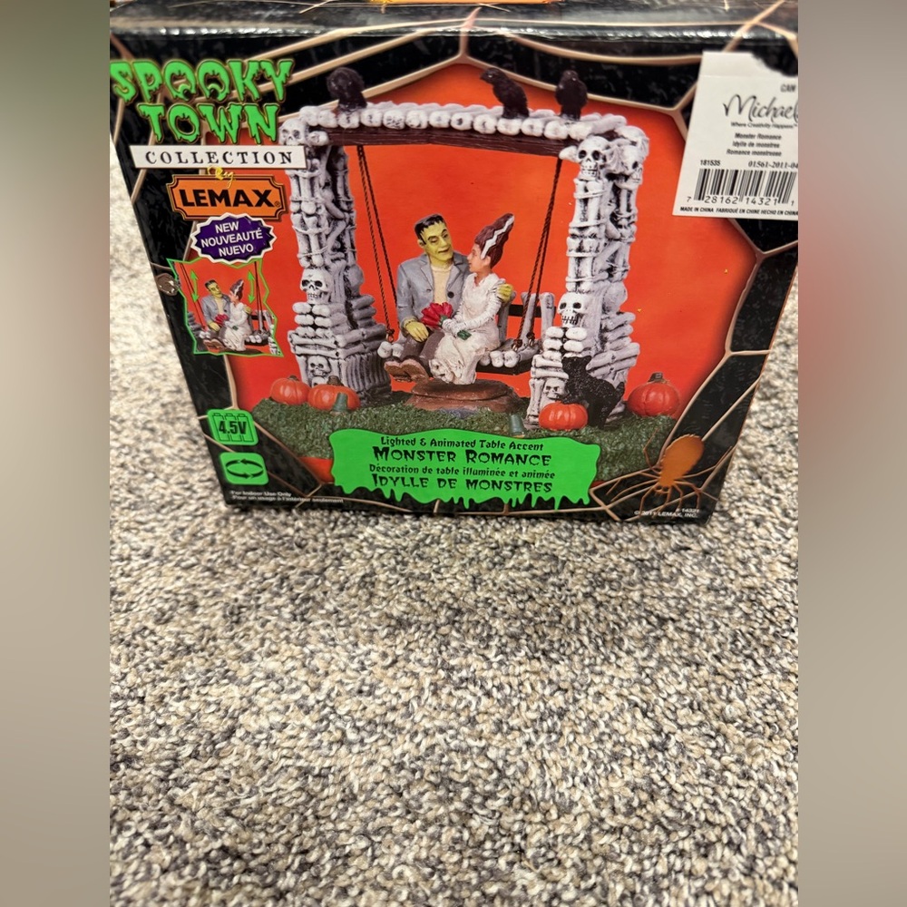 Lemax Spooky Town Monster Romance Table Accent
